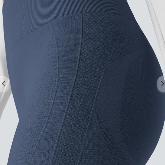 NWT Halara Seamless Flow High‑Waisted 7/8 Yoga Leggings - Picture 3 of 4